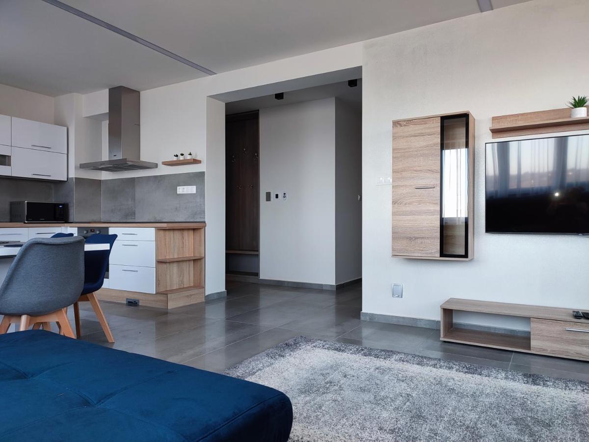 Gamma Apartmanok Es Jakuzzi Miskolc Exterior photo