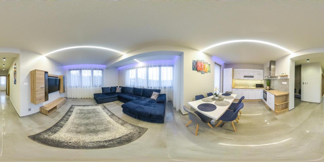 Gamma Apartmanok Es Jakuzzi Miskolc Exterior photo